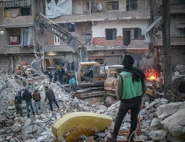 Depremlerden etkilenen bazı il ve ilçelerdeki "mücbir sebep hali" uzatıldı-5