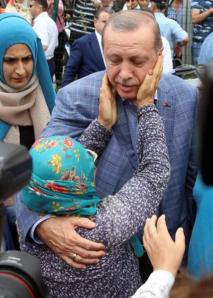 Artvin'de Cumhurbaşkanı Erdoğan'a sevgi seli-3