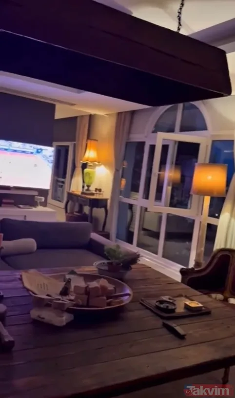 Hülya Avşar’ın boğaz manzaralı evinde sadelik ve lüks bir arada: Hülya’dan çok eve baktım... - 14