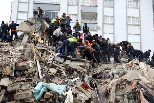 asrin-felaketi-adanaspor-ligden-cekilme-karari-aldi-1676125461679.jpg Asrın felaketi: Adanaspor ligden çekilme kararı aldı-5