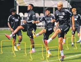 Kartal K.Gümrük önünde