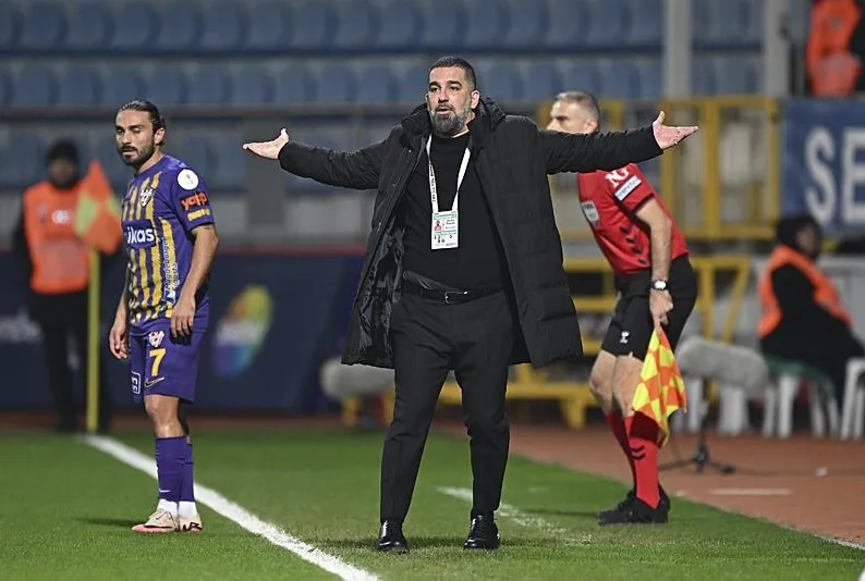 Arda Turan’a 1 maç ceza!