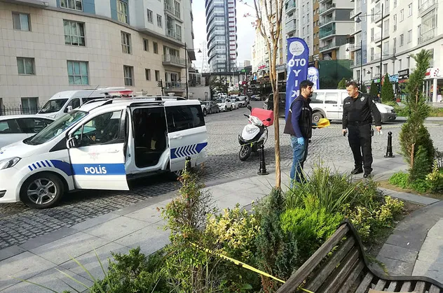 Esenyurt'ta silahlı çatışma! Yaralılar var...