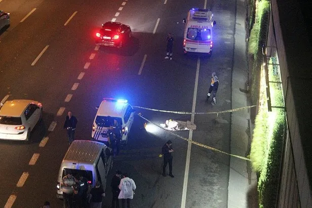 E-5'te feci ölüm! Metrobüs üst geçidinden atlayan kadın hayatını kaybetti-3