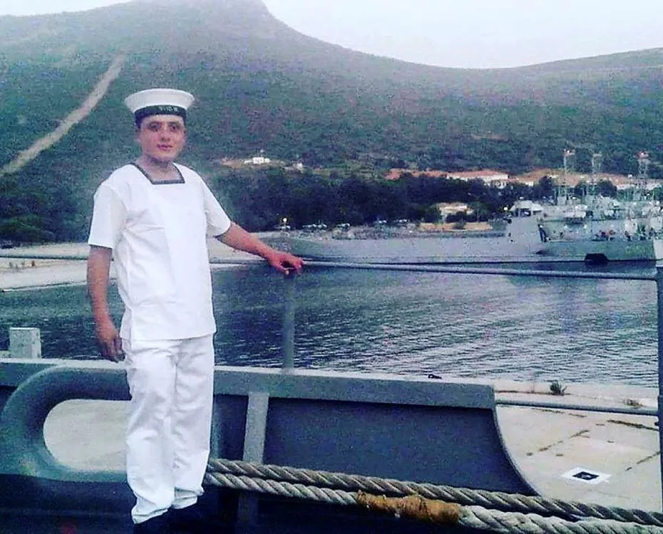 Askeri gemide yangın: 1 asker şehit