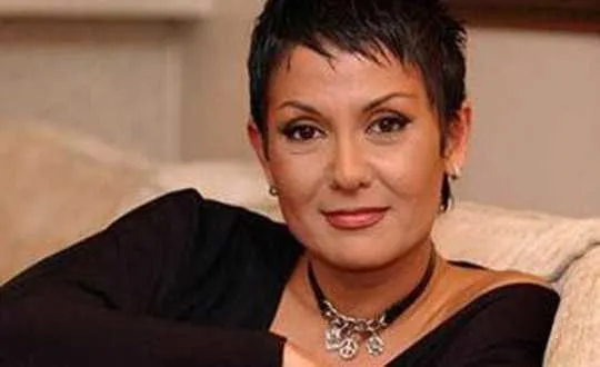 Serap Paköz kimdir, nereli? Serap Paköz programı hangi kanalda?-2