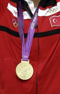 Milli sporcu ömür boyu men edildi