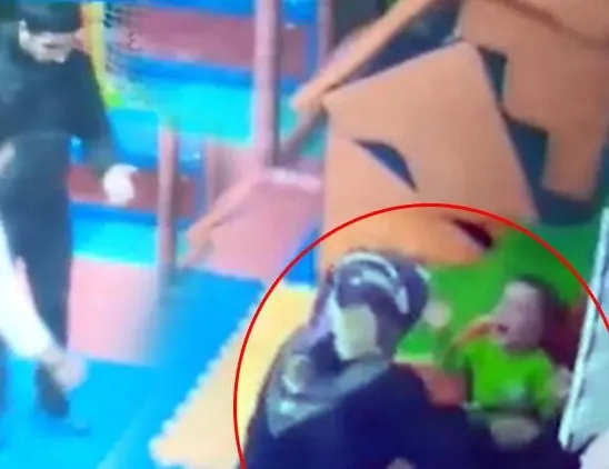 Kreşte dayak kamerada!