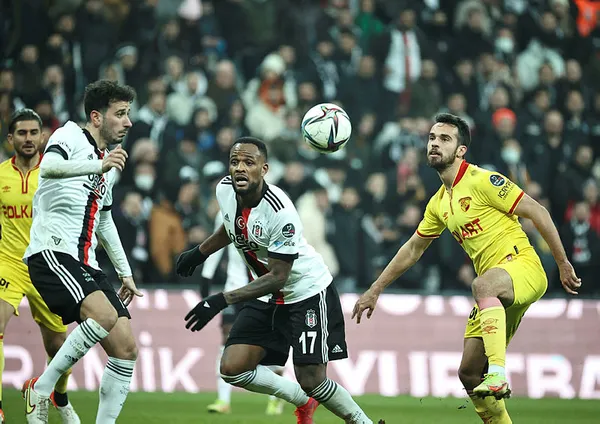 besiktas-goztepe-geriden-gelerek-yendi-kara-kartal-kotu-gidisati-durdurdu-1640286753575.jpg Son dakika! Beşiktaş - Göztepe geriden gelerek yendi! Kara Kartal kötü gidişatı durdurdu-5