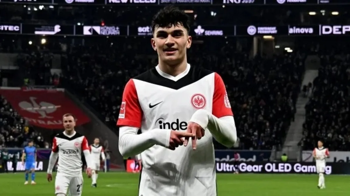 Can Uzun sahnede! Frankfurt - Holstein Kiel: 3-1 | MAÇ SONUCU