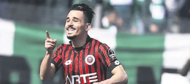 Cimbom’un gözdesi Serdar Gürler