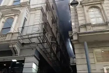 İstiklal Caddesi’nde yangın!