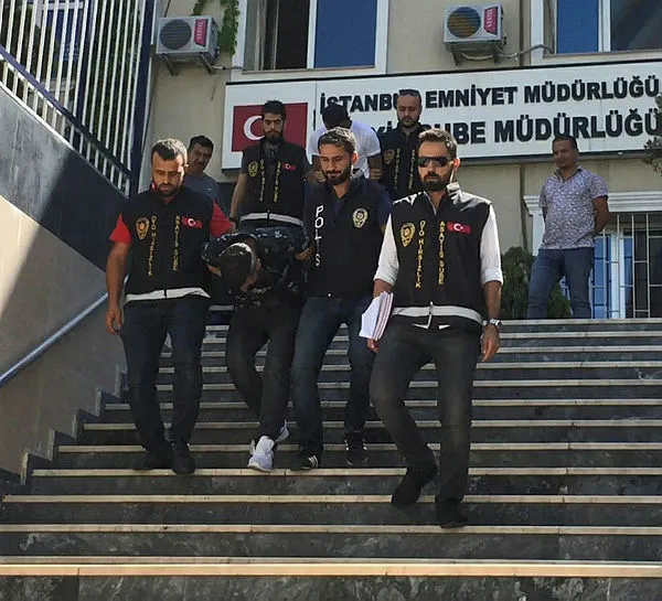 Esenyurt'ta akıllara durgunluk veren olay! Komşusunun 135 bin lirasını gasp etti suçüstü yakalandı-5