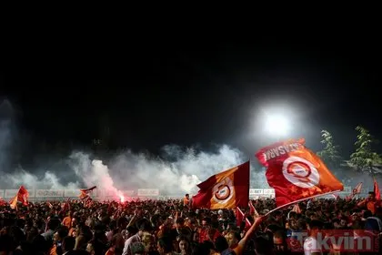 Galatasaray’ın 22. şampiyonluğu Türkiye genelinde kutlandı