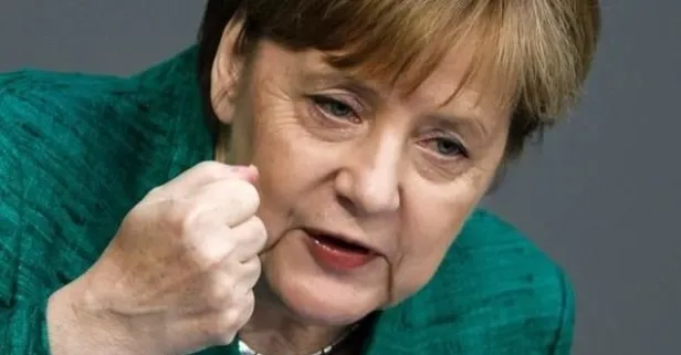 Merkel, Avrupa'ya mülteci akınından Türkiye'nin AB tarafından ihmal edilmesini sorumlu tuttu