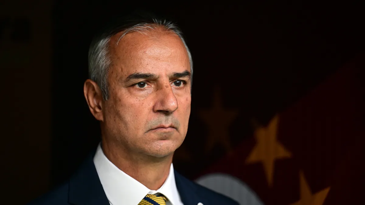 Fenerbahçeli yıldızdan flaş karar! İsmail Kartal sonrası kararından vazgeçti