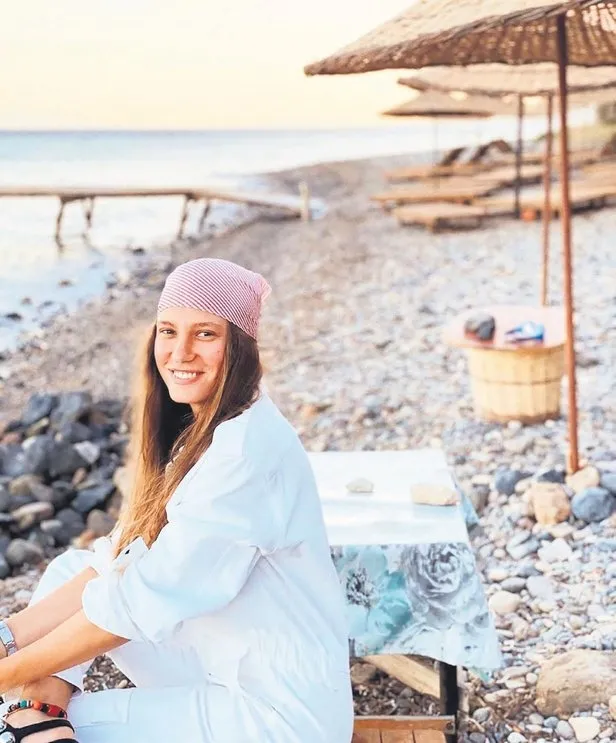Serenay Sarıkaya hamile mi? Seren Serengil'den sosyal medyada olay yorum!-2