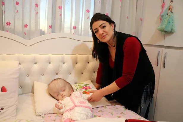 Kafası günden güne büyüyen minik Dilara yardım bekliyor-2