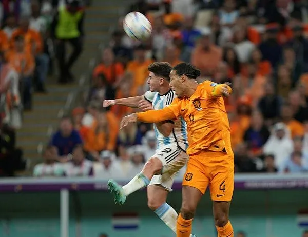 Arjantin yarı finalde!