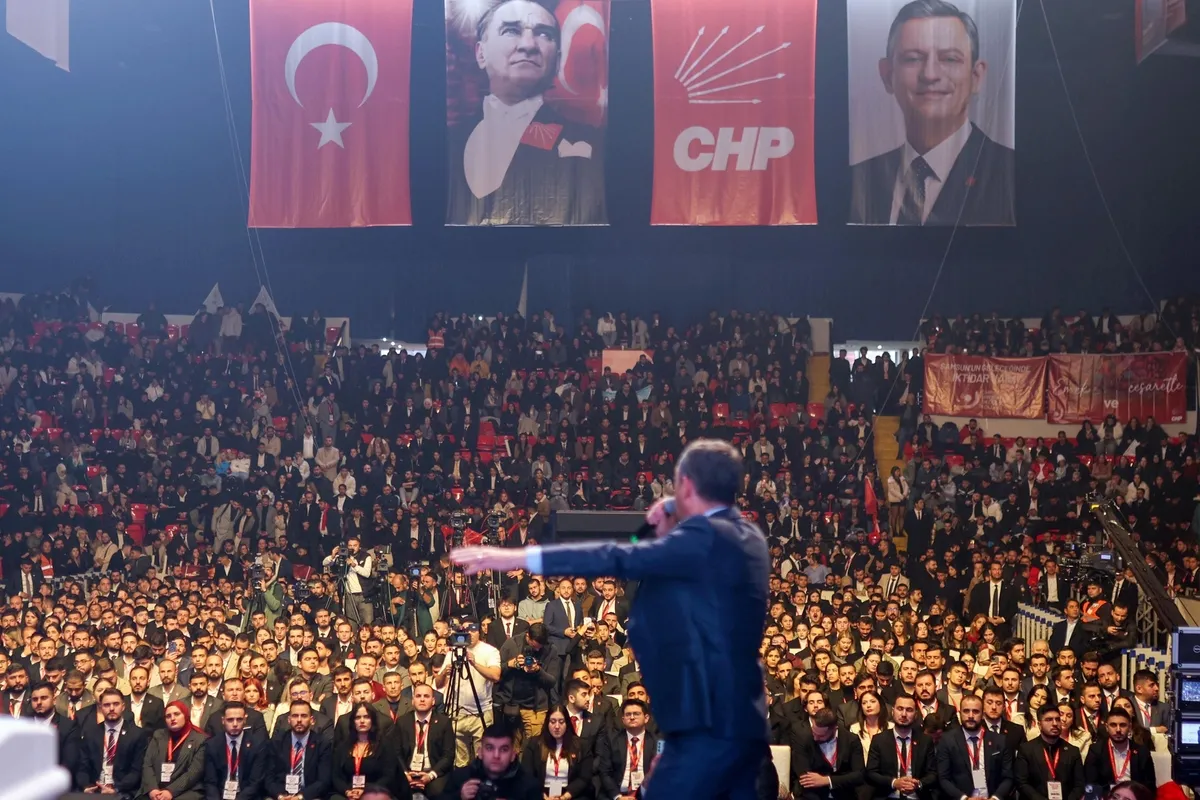 kurultay-davasindaki-ak-parti-yargisi-iftirasi-coktu-muhalif-gazetecilerin-itiraf-kayitlari-arsivde-1779951596315.jpg Kurultay davasındaki 'AK Parti yargısı' iftirası çöktü: Muhalif gazetecilerin itiraf kayıtları arşivde-6