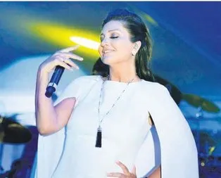 Önce Sibel sonra Hilary