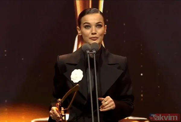 Pınar Deniz'in ödül konuşması Rihanna'dan alıntı çıktı! 'Dünyayı kurtarmak için oyuncu oldum' demiş ti'ye alınmıştı sözler kopyala-yapıştır - 4