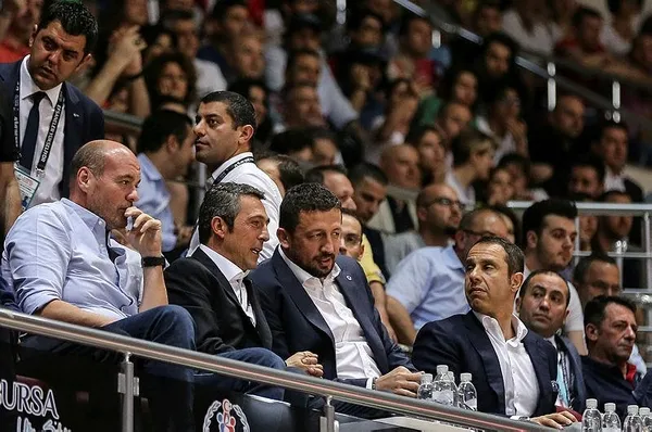 Fenerbahçe Doğuş deplasmanda TOFAŞ'ı 95-77 mağlup etti-2
