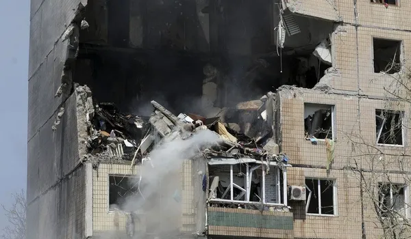 rusyadan-ukraynaya-fuze-saldirisi-6-olu-75-yarali-1690830644578.jpeg Rusya'dan Ukrayna'ya füze saldırısı: Ölü ve yaralılar var-3