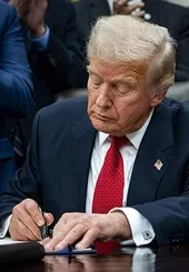 ABD'de 43 günlük kapanma sona erdi! Trump imzayı attı: Sorumlusu Demokratlar