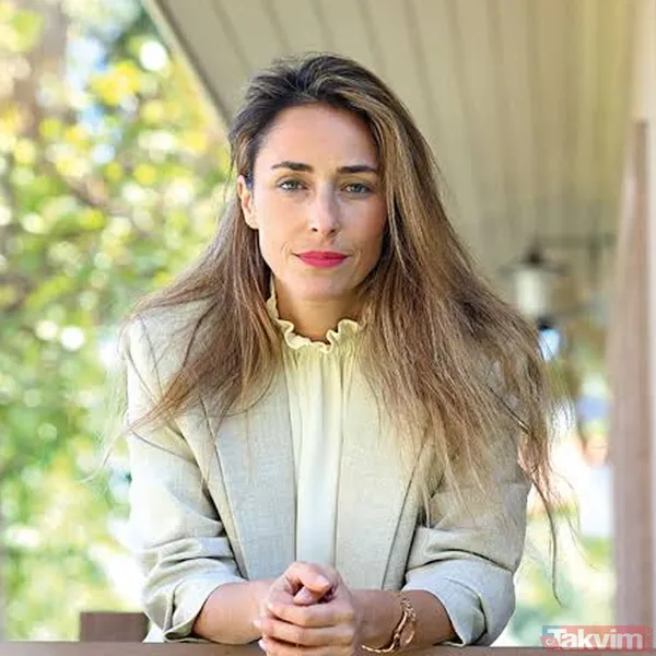 Yeşilçam yıldızı Gülşen Bubikoğlu’nun gözünden sakındığı kızı bakın kim! Meğer Arka Sokaklar'ın yıldızı İlker İnanoğlu’nun kardeşi... - 19