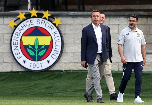 fenerbahce-haberleri-ali-koc-mesut-ozili-dinleyip-kararini-verecek-1656236599361.jpg Fenerbahçe haberleri: Ali Koç Mesut Özil'i dinleyip kararını verecek!-4