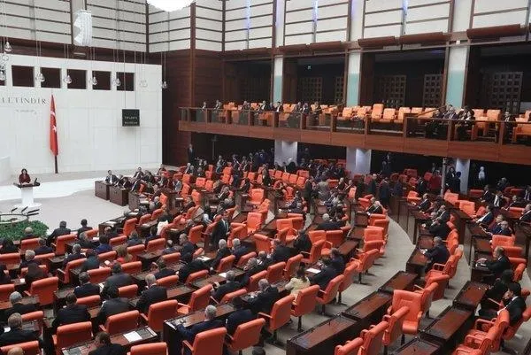 SON DAKİKA: Yeni seçim barajı belirlendi! Teröre destek veren partiler hazine yardımı alamayacak-7