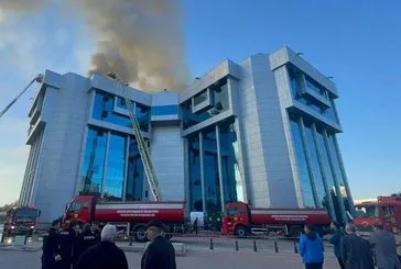 Konya’da belediye binasında yangın