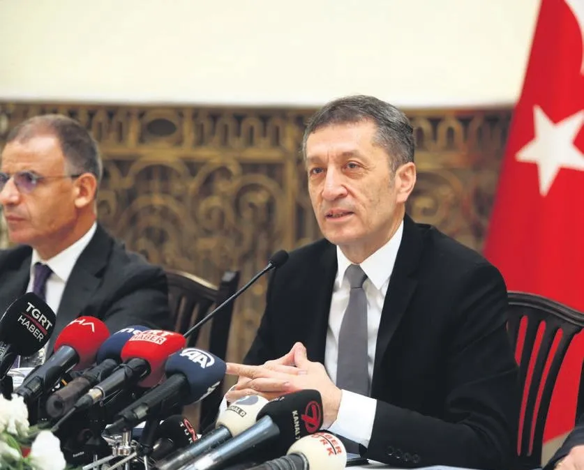 Öğretmene çifte müjde