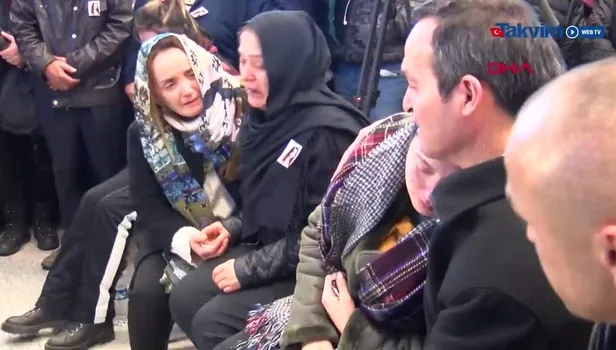 Ceren Özdemir'in annesi kızının cenazesinde yürekleri dağladı! (Video)