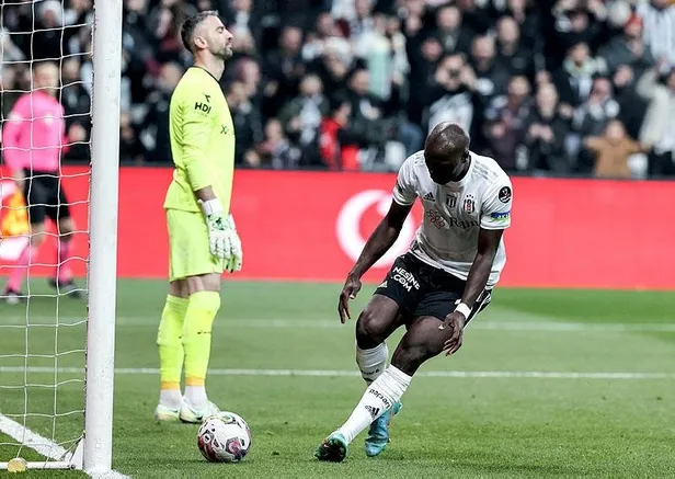 Vodafone Park’ta Giresunspor’u geriye düştüğü maçta deviren Beşiktaş ligde üst üste 5. maçını kazandı-6