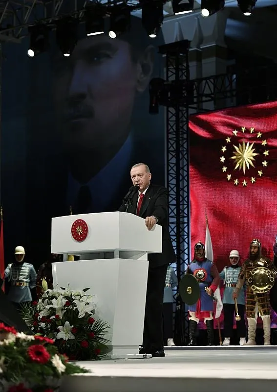 baskan-erdogan-15-temmuz-demokrasi-ve-milli-birlik-gunu-anma-programinda-onemli-aciklamalarda-bulundu-1721071913533.jpeg
