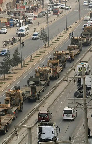 TSK'dan Suriye sınırına askeri sevkiyat