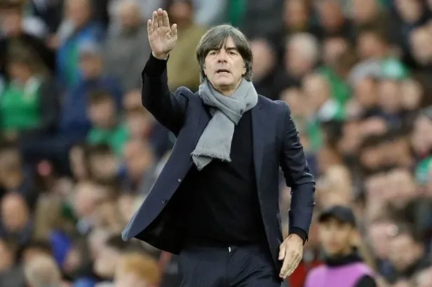 fenerbahce-teknik-direktorluk-icin-lowun-kapisini-calacak-yapilacak-gorusmelerde-mesut-ozil-de-devrede-olacak-1640210000080.jpeg Fenerbahçe teknik direktörlük için Löw'ün kapısını çalacak! Yapılacak görüşmelerde Mesut Özil de devrede olacak-4