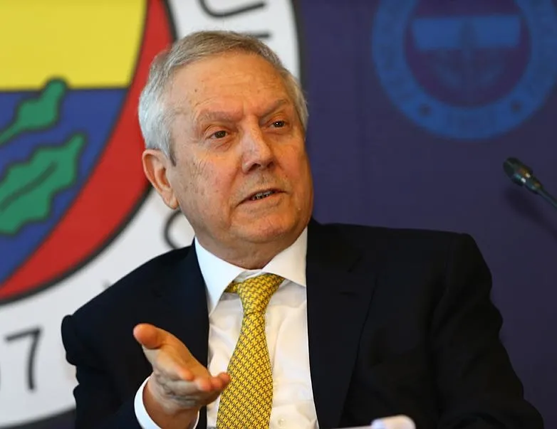 Gözler Aziz Yıldırım’da