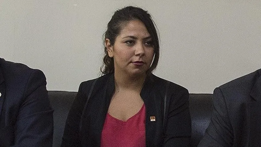 burcu-koksaldan-tipli-kadigile-kilicdaroglu-tepkisi-1777466602120.jpeg Burcu Köksal’dan TİP’li Kadıgil’e Kılıçdaroğlu tepkisi-3
