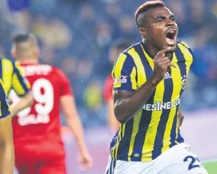 Emmanuel Emenike’ye Premier Lig şoku