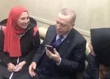 Cumhurbaşkanı Erdoğan, yanına gelen genç kızı kırmadı
