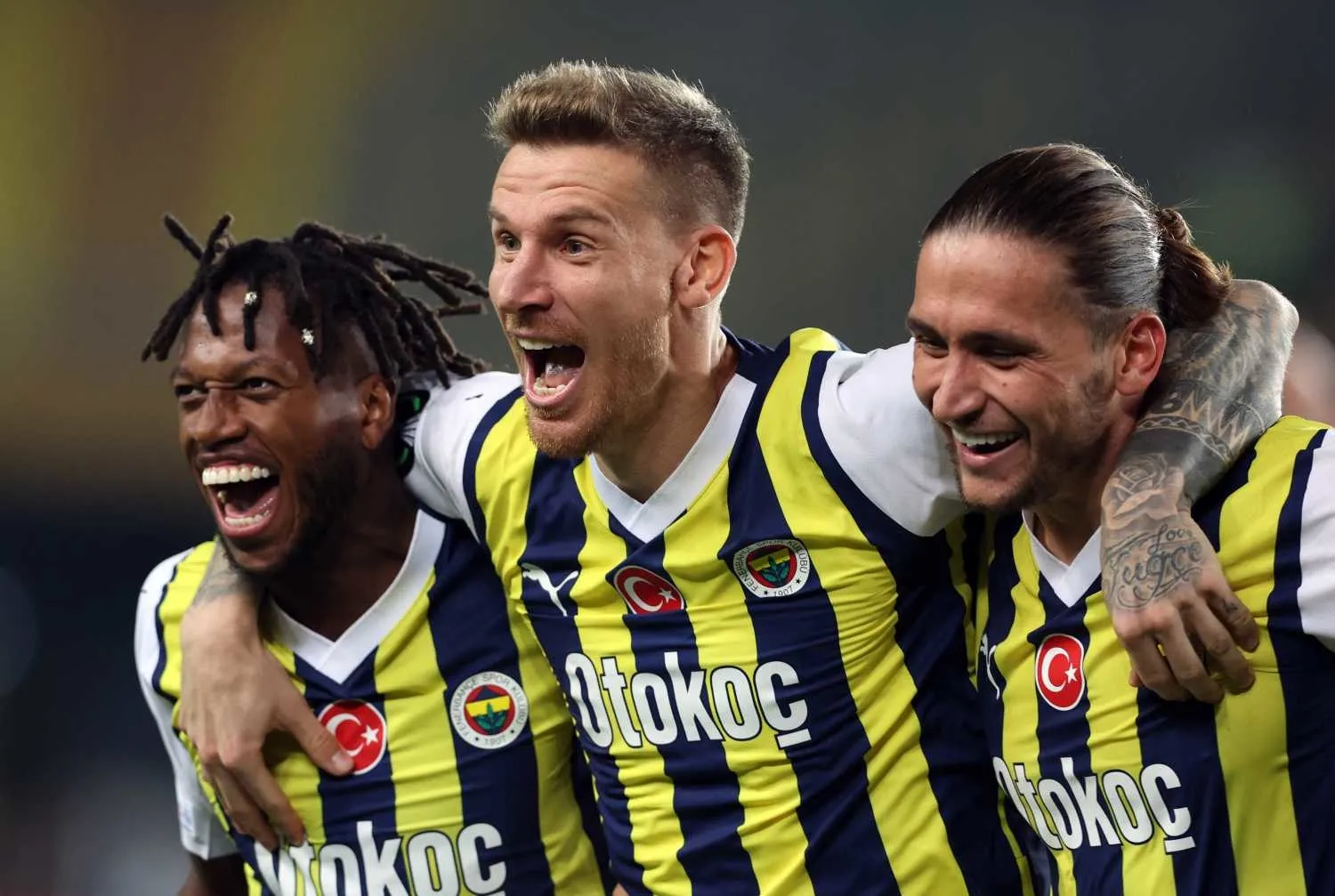 Fenerbahçe'den Galatasaray'a dev çalım! Transfer için imza an meselesi - 5