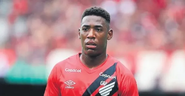 Göztepe, Pinheiro transferine yakın