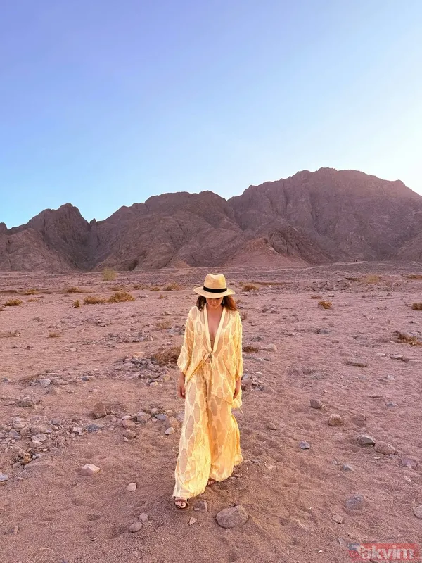 Burcu Özberk'in son tatil durağı Mısır oldu! Sosyal medyayı salladı - 8