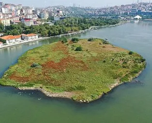 CHP’li İBB heykel dikmekten hizmeti unuttu!