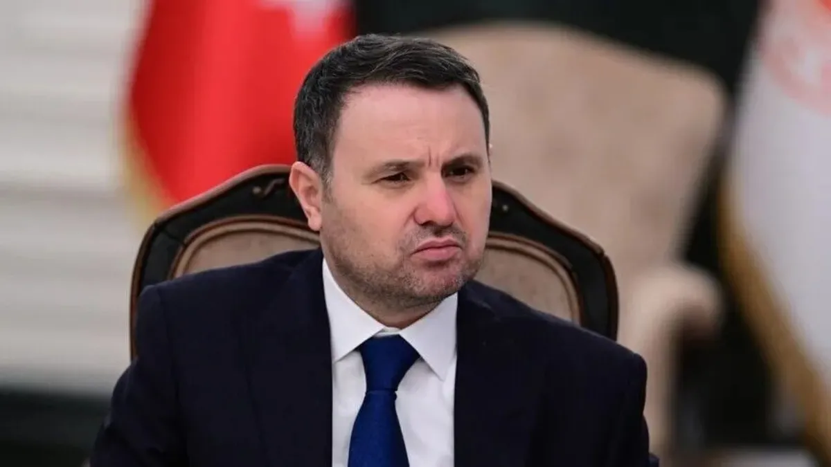 Adalet Bakanı Akın Gürlek, AHBAP soruşturmasında 22 gözaltı olduğunu ve MASAK incelemesinin sürdüğünü açıkladı
