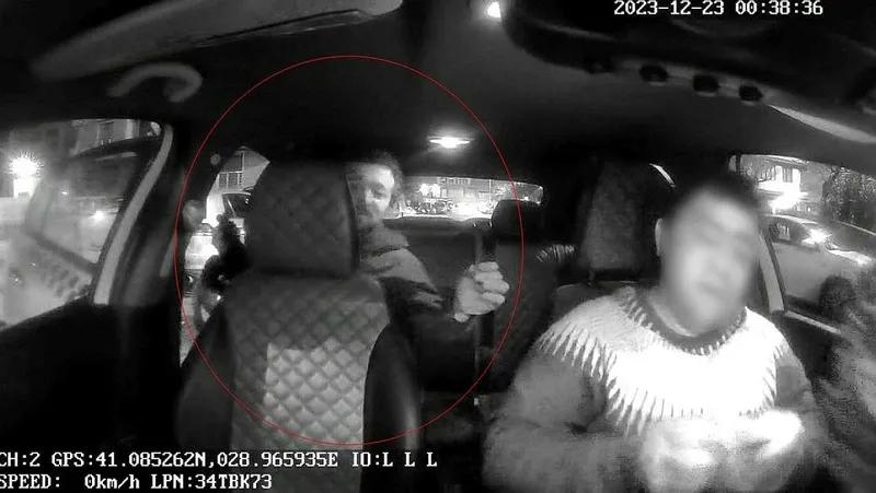 icisleri-bakani-ali-yerlikaya-duyurdu-universiteli-aslihan-zengini-belinden-bicaklayan-supheli-yakalandi-1717258802338.jpeg İçişleri Bakanı Ali Yerlikaya duyurdu! Üniversiteli Aslıhan Zengin'i belinden bıçaklayan şüpheli yakalandı-6