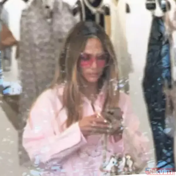 Jennifer Lopez İstanbul konseri öncesi alışverişe çıktı: Mağazaya alınmadı! - 3